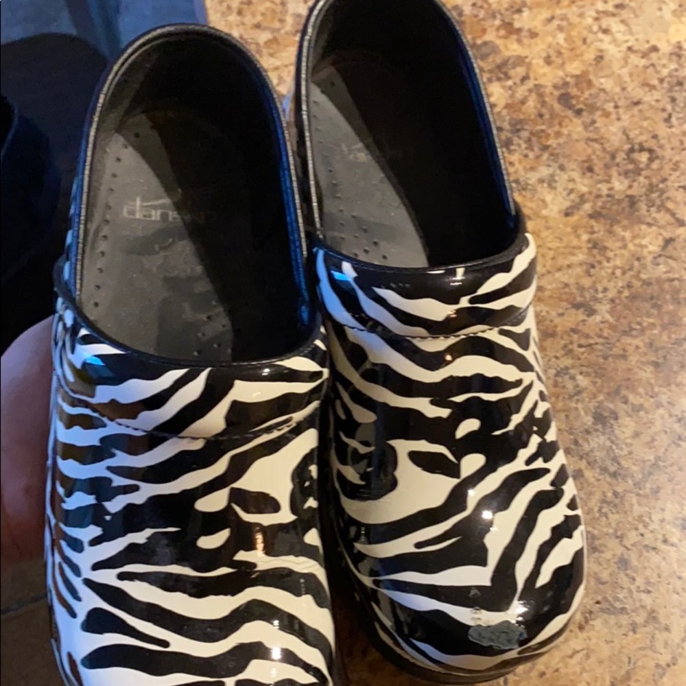 Dankso zebra print